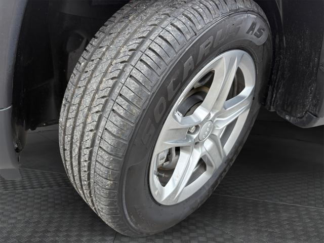 used 2024 Jeep Compass car, priced at $22,999