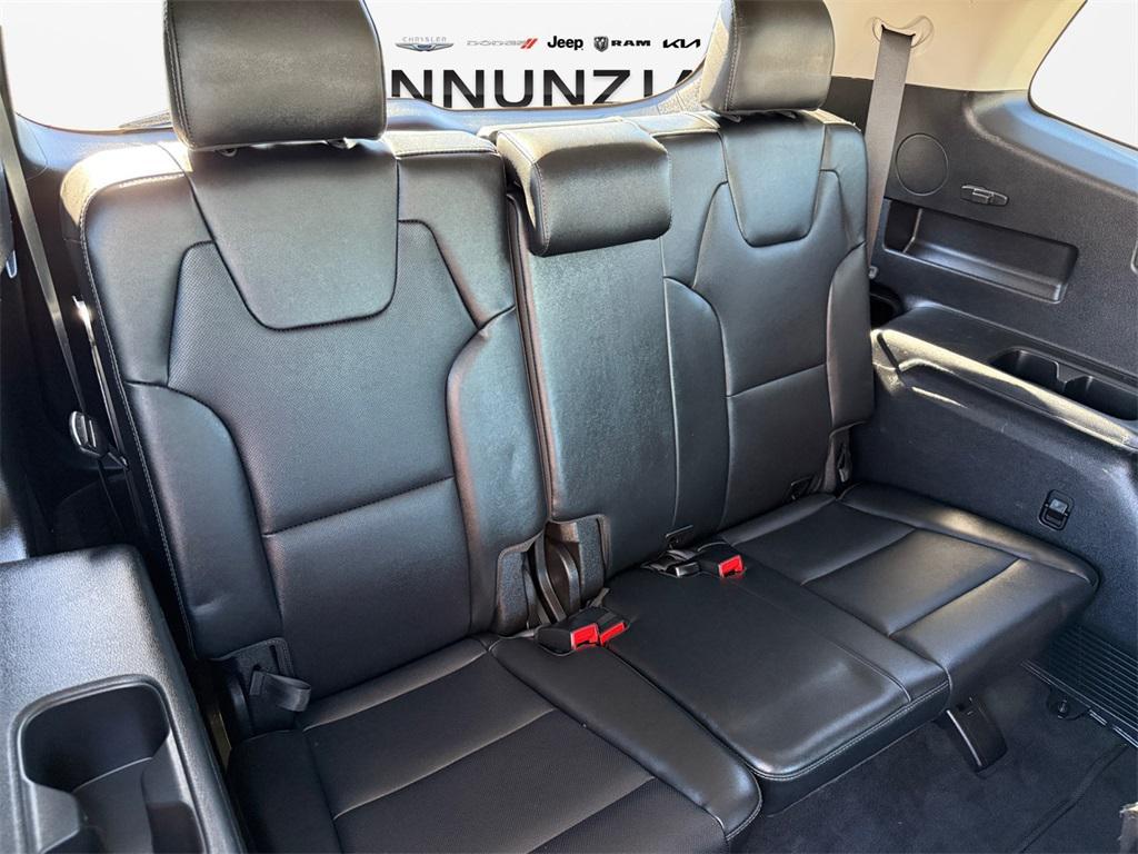 used 2022 Kia Telluride car, priced at $29,899