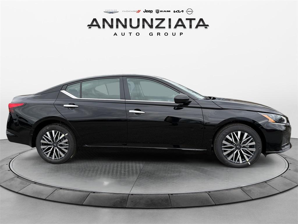 new 2025 Nissan Altima car, priced at $30,780