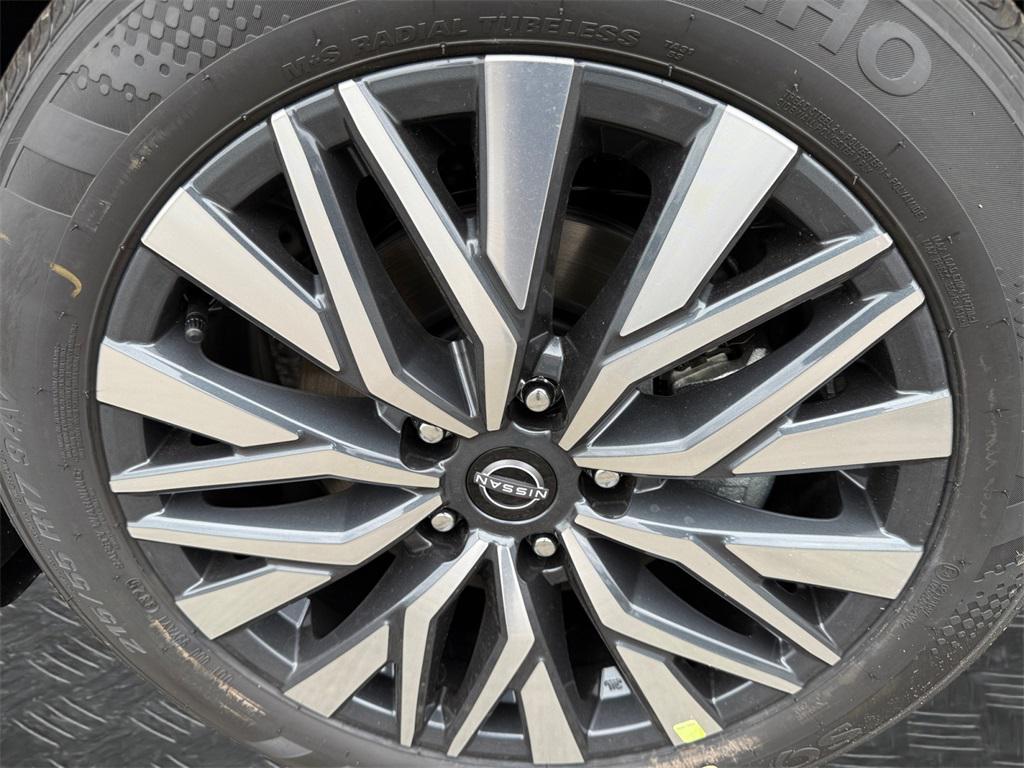 new 2025 Nissan Altima car, priced at $30,780