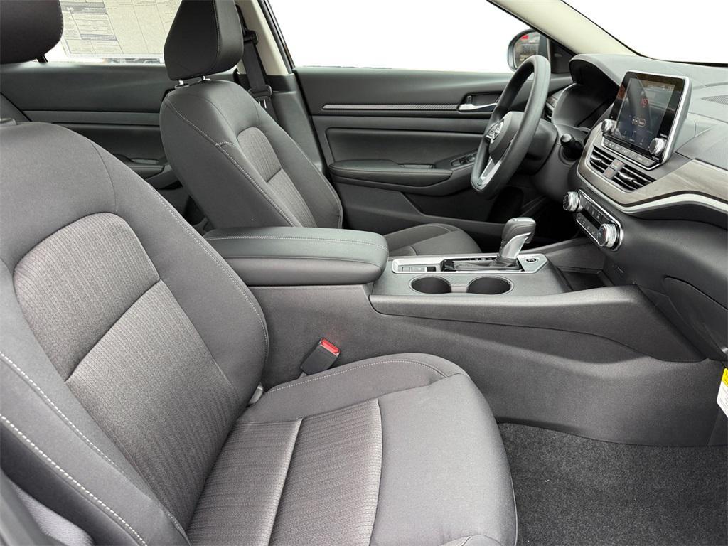 new 2025 Nissan Altima car, priced at $30,780