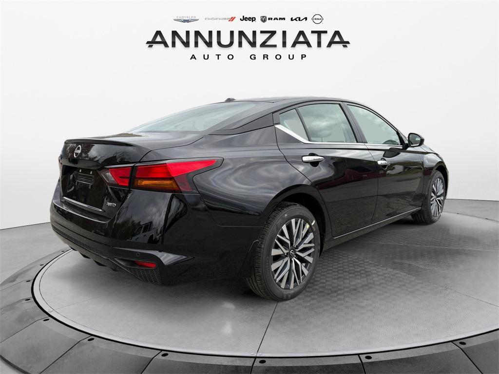 new 2025 Nissan Altima car, priced at $30,780
