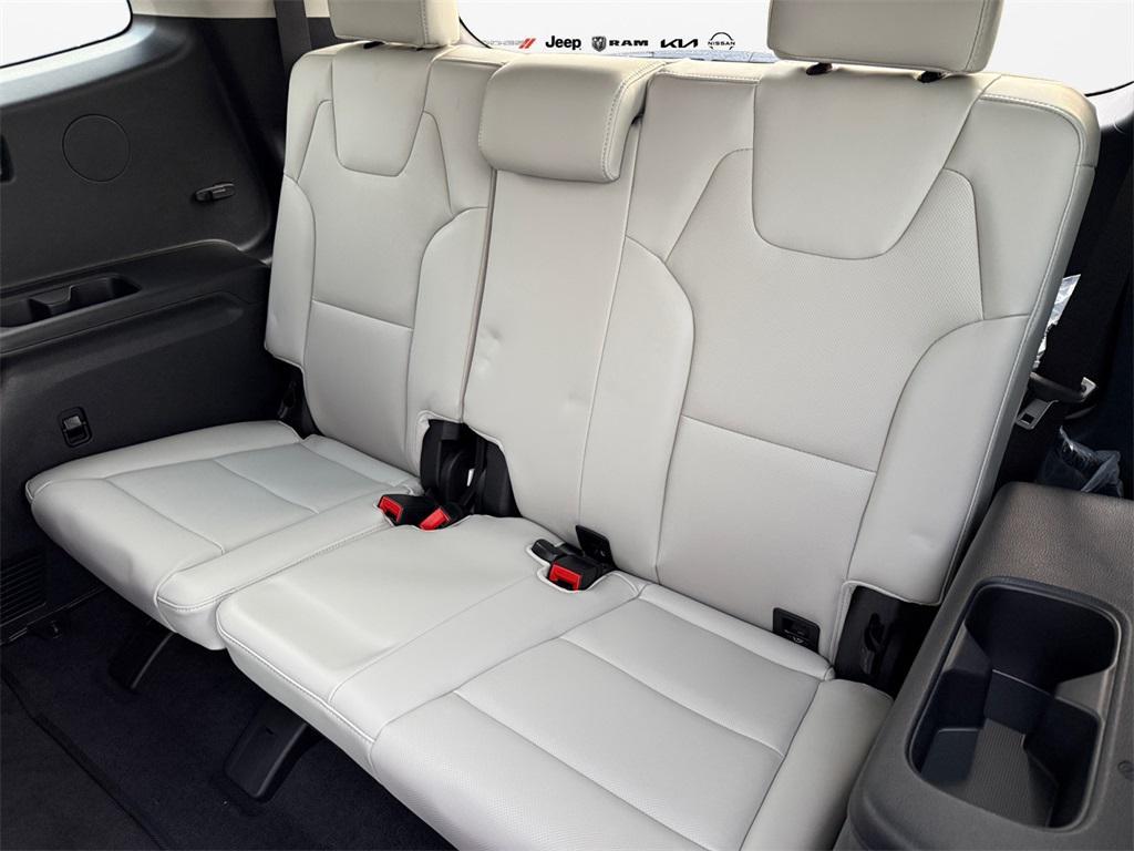 new 2025 Kia Telluride car, priced at $43,615