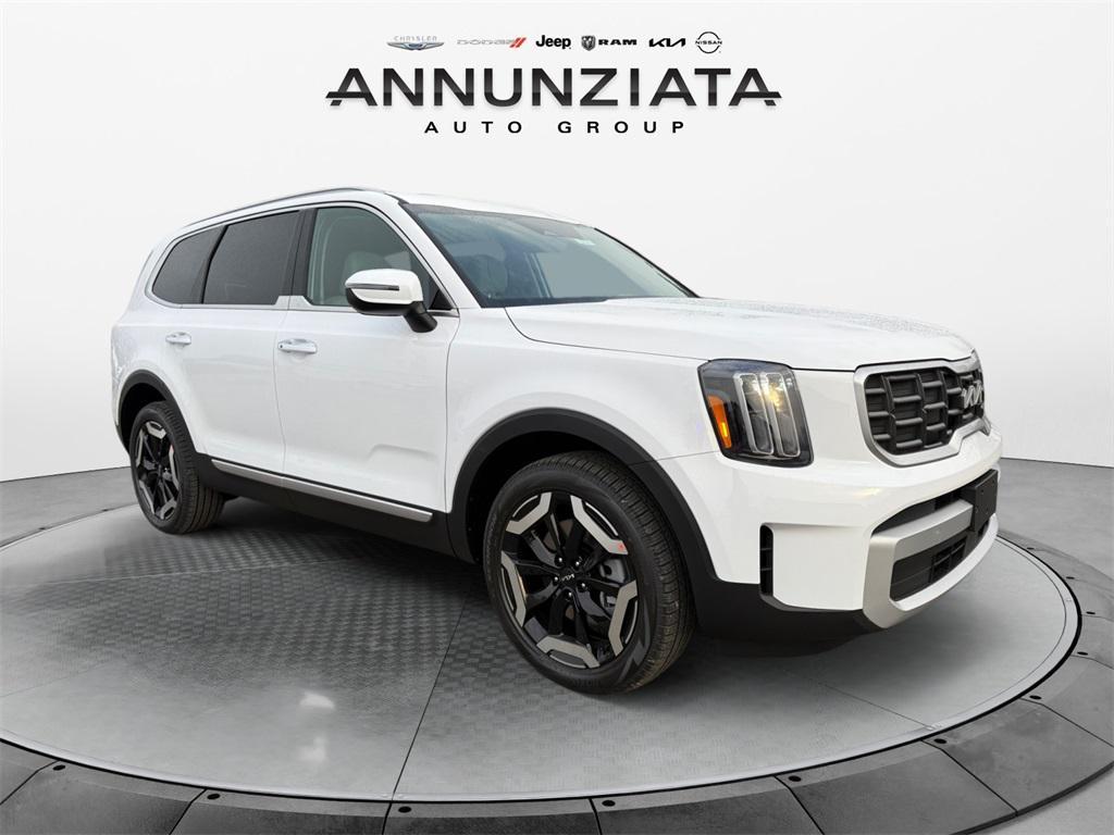 new 2025 Kia Telluride car, priced at $43,615