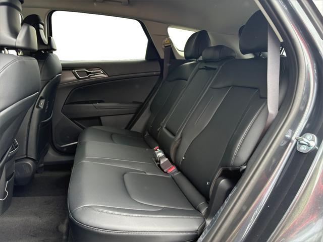 new 2025 Kia Sportage Hybrid car, priced at $34,640