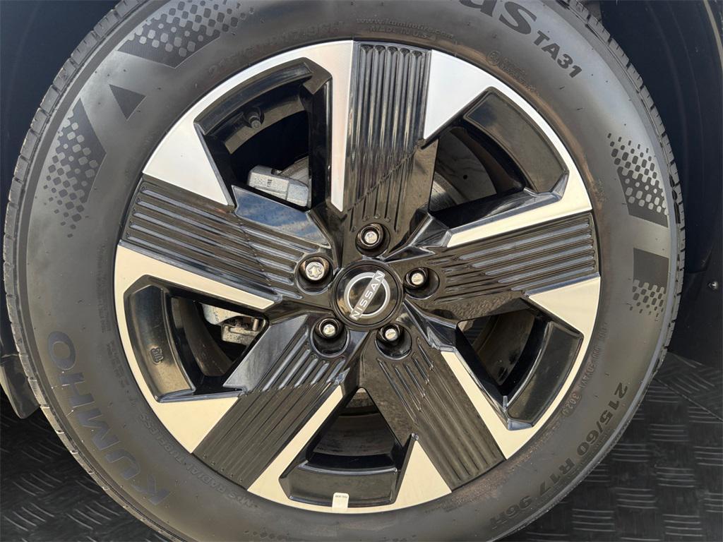 used 2025 Nissan Kicks car, priced at $22,899