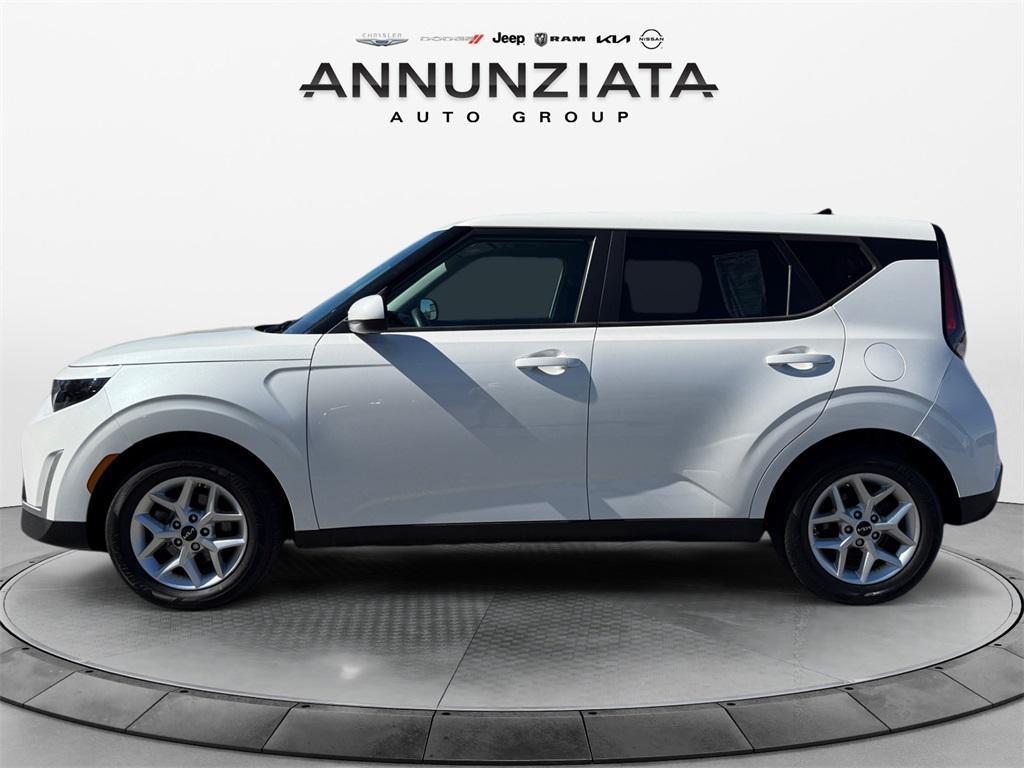 used 2023 Kia Soul car, priced at $15,799