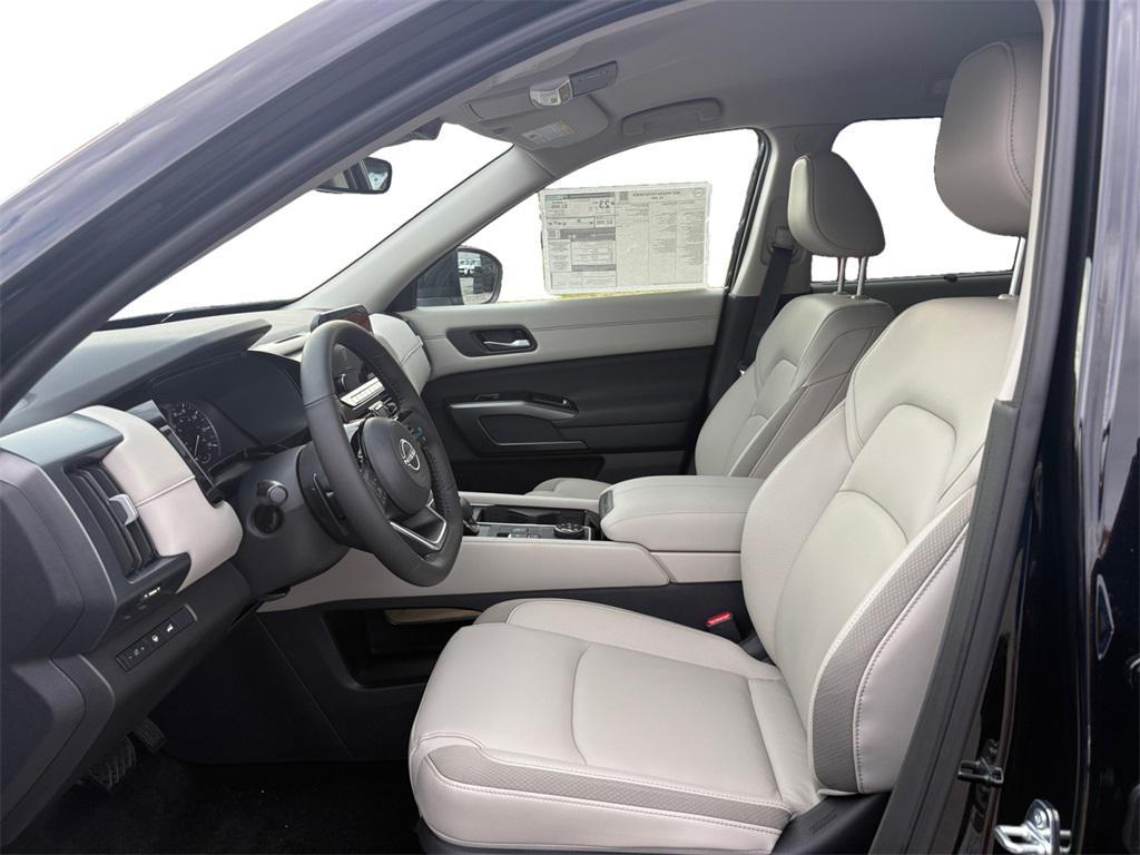 new 2025 Nissan Pathfinder car, priced at $39,840