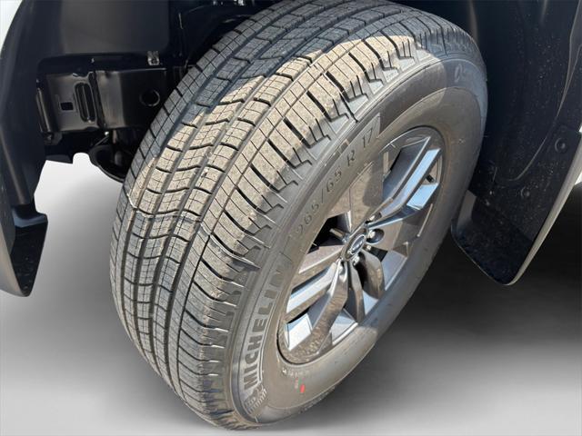 new 2025 Nissan Frontier car, priced at $41,725