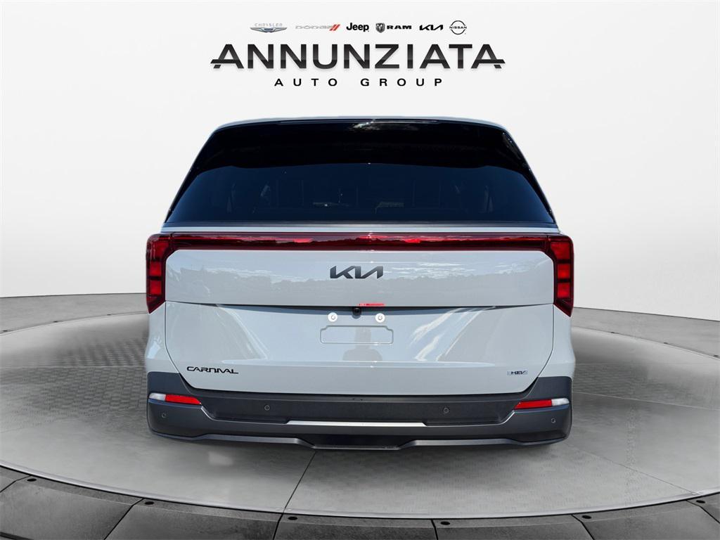 new 2026 Kia Carnival Hybrid car, priced at $51,660