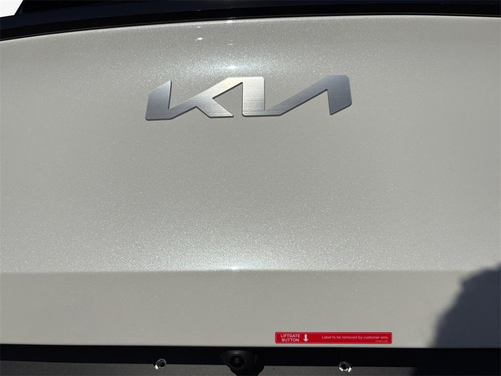 new 2026 Kia Sportage Hybrid car, priced at $37,010