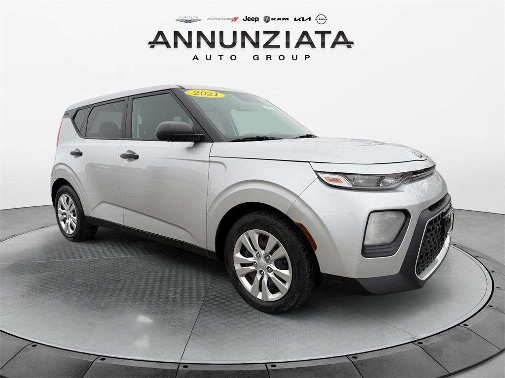 used 2021 Kia Soul car, priced at $14,899