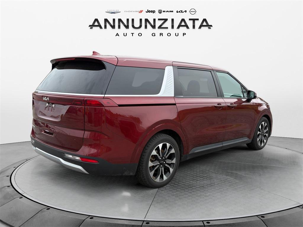 used 2024 Kia Carnival car, priced at $29,499