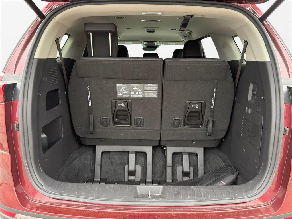 used 2024 Kia Carnival car, priced at $29,499