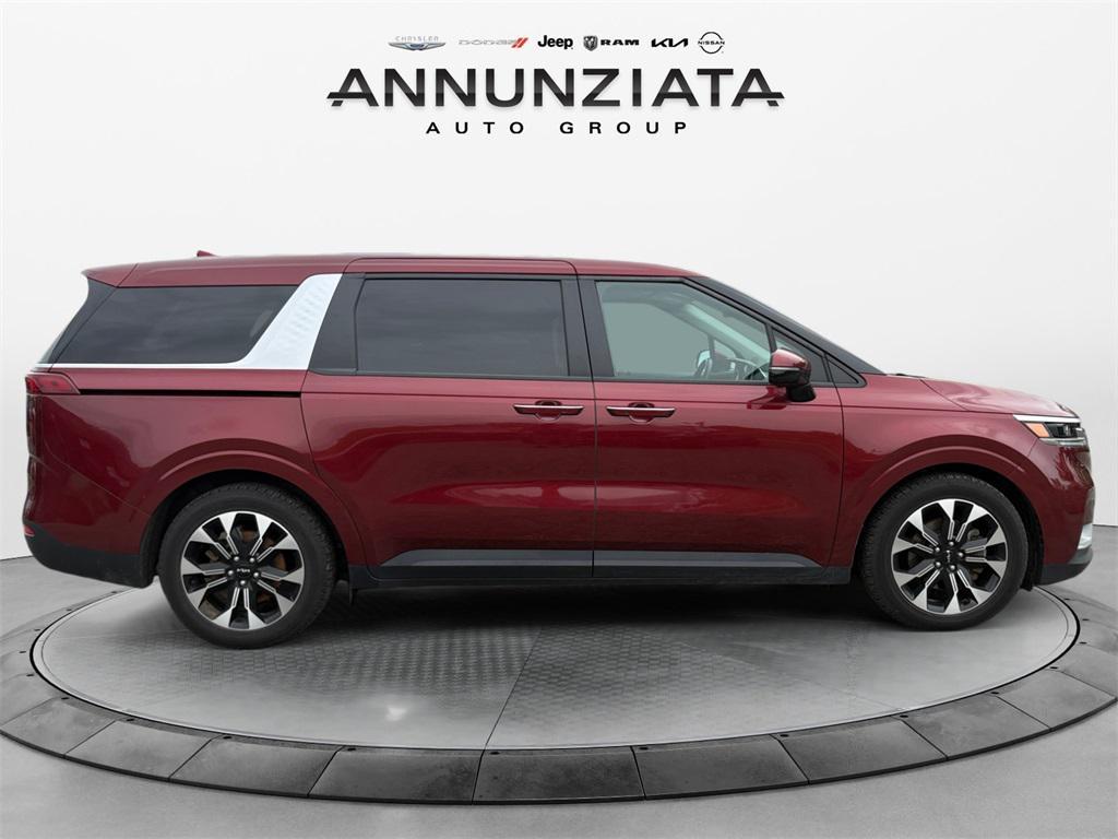 used 2024 Kia Carnival car, priced at $29,499