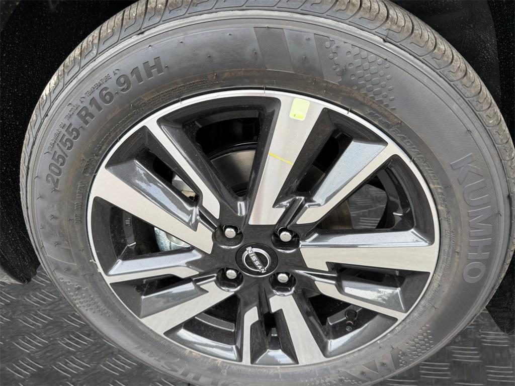 new 2025 Nissan Versa car, priced at $21,100