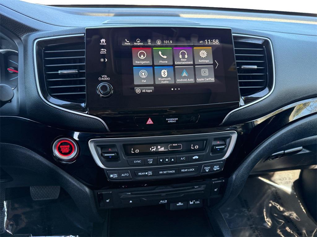 used 2020 Honda Pilot car, priced at $22,549