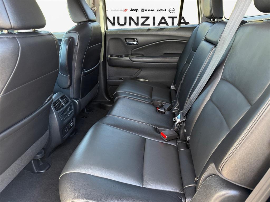 used 2020 Honda Pilot car, priced at $22,549