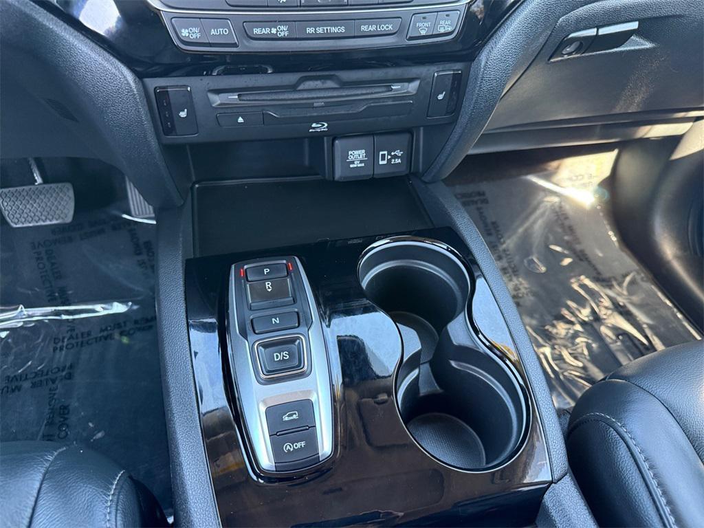 used 2020 Honda Pilot car, priced at $22,549