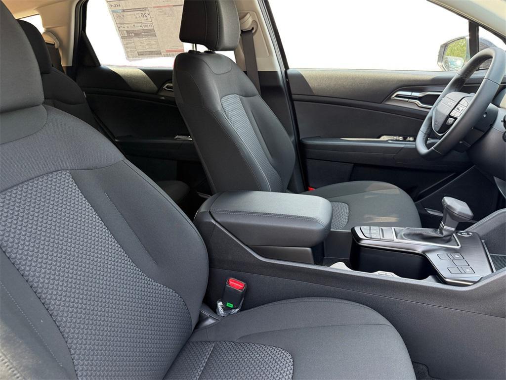 new 2026 Kia Sportage car, priced at $32,885