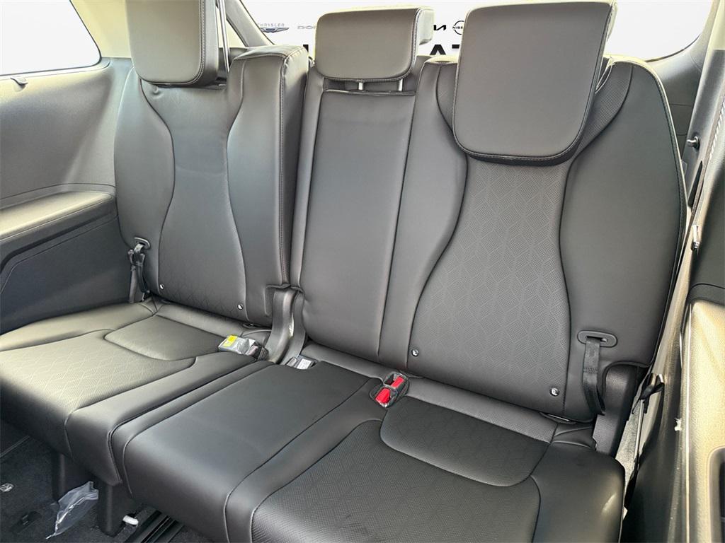 new 2026 Kia Carnival Hybrid car, priced at $51,505