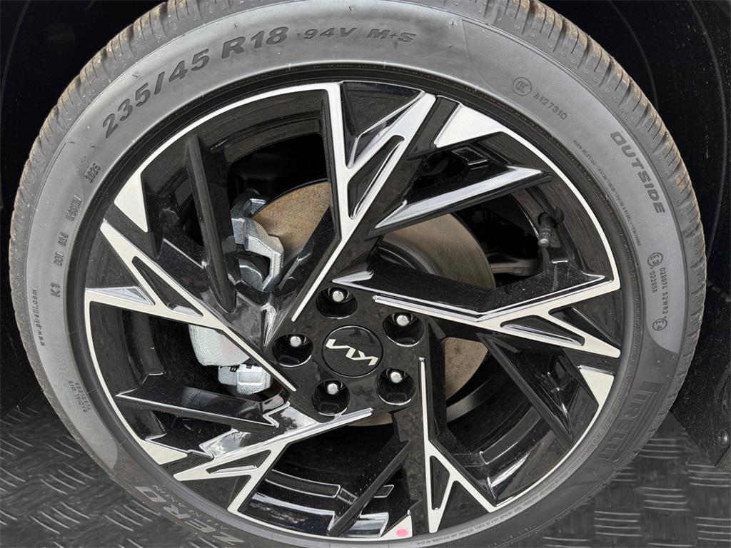 new 2026 Kia K5 car, priced at $31,700
