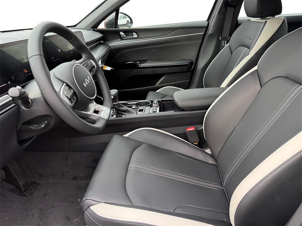 new 2026 Kia K5 car, priced at $31,700