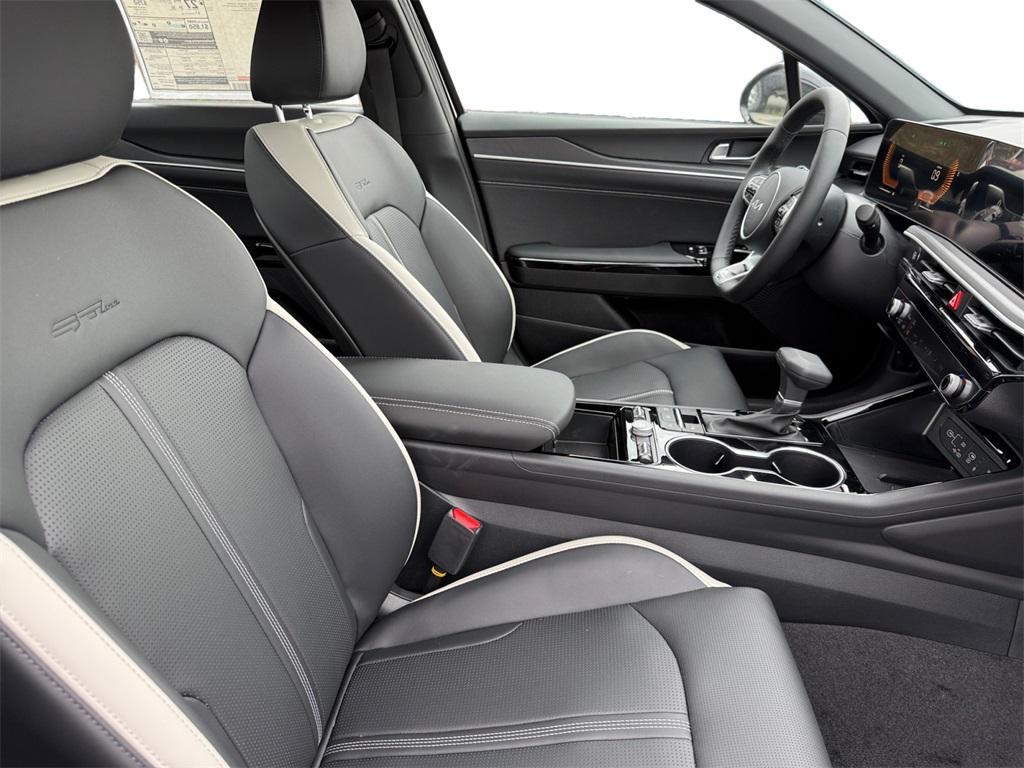 new 2026 Kia K5 car, priced at $31,700