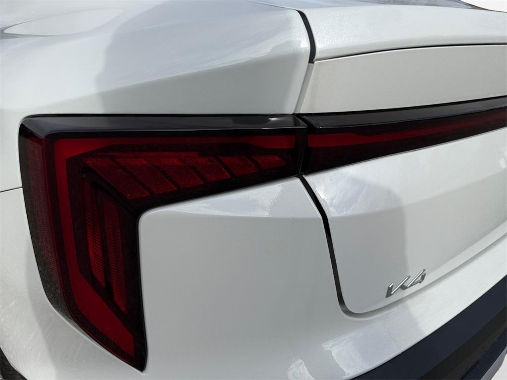 new 2025 Kia K4 car, priced at $25,810