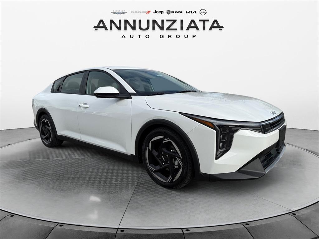 new 2025 Kia K4 car, priced at $25,810
