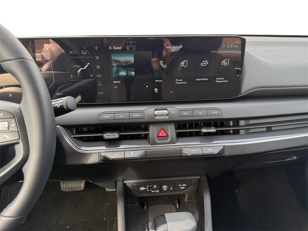 new 2025 Kia K4 car, priced at $25,810