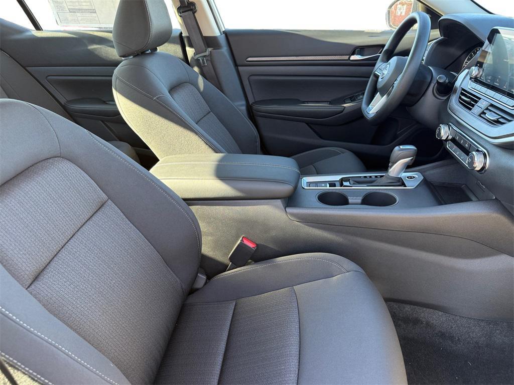 new 2025 Nissan Altima car, priced at $31,280