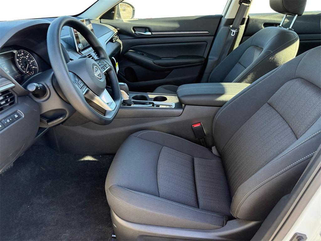 new 2025 Nissan Altima car, priced at $31,280