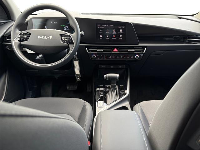 new 2025 Kia Niro car, priced at $28,985