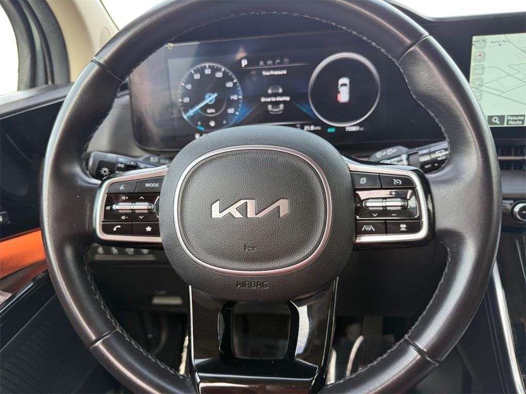 used 2024 Kia Carnival car, priced at $32,799