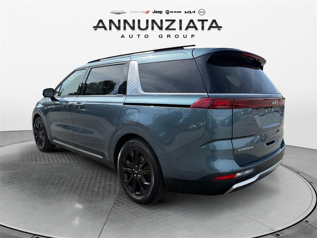 used 2024 Kia Carnival car, priced at $32,799