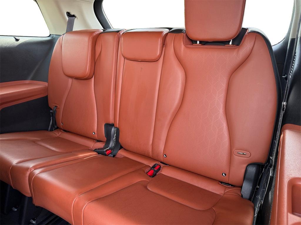 used 2024 Kia Carnival car, priced at $32,799