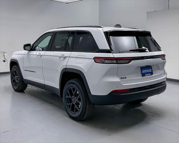 new 2025 Jeep Grand Cherokee car, priced at $39,904