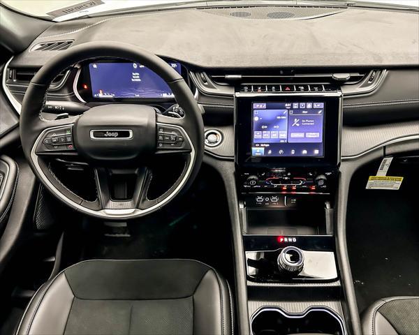 new 2025 Jeep Grand Cherokee car, priced at $41,194