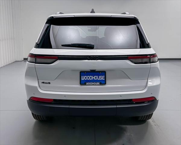 new 2025 Jeep Grand Cherokee car, priced at $39,904