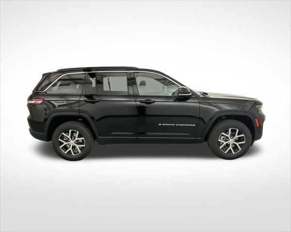 new 2025 Jeep Grand Cherokee car, priced at $41,980