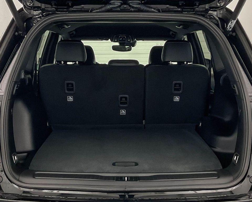 new 2025 Jeep Grand Cherokee car, priced at $41,500