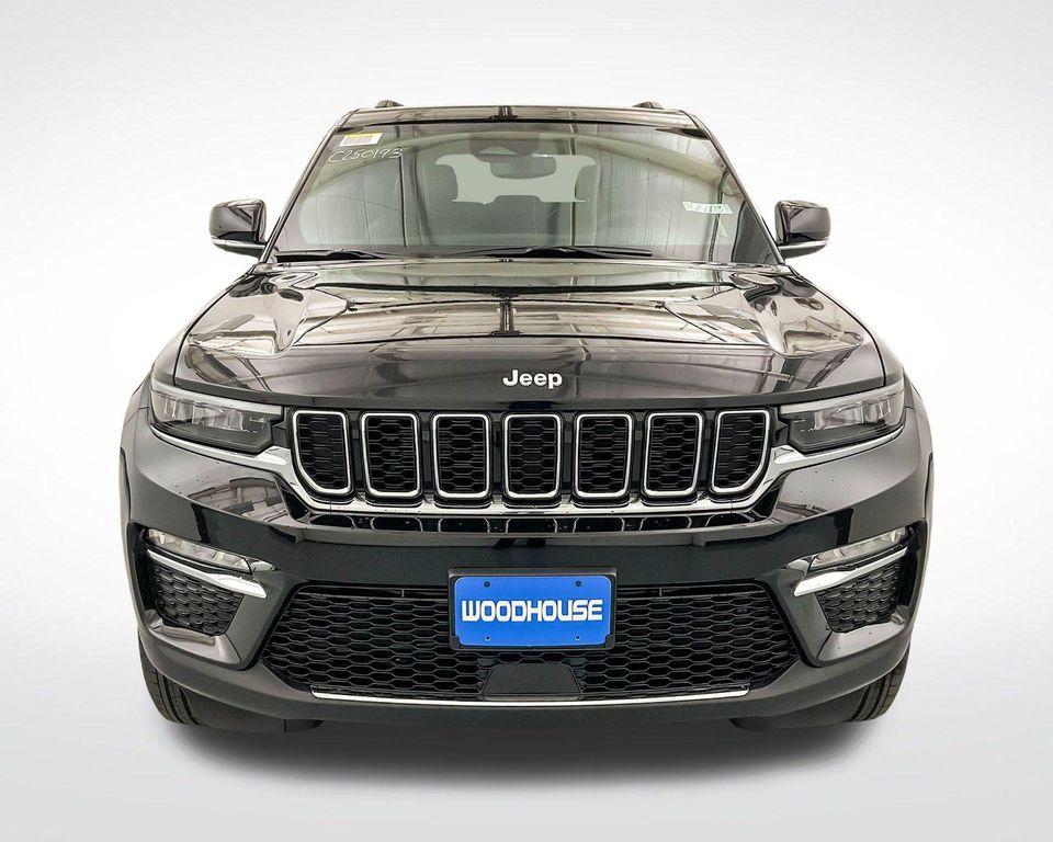 new 2025 Jeep Grand Cherokee car, priced at $41,500