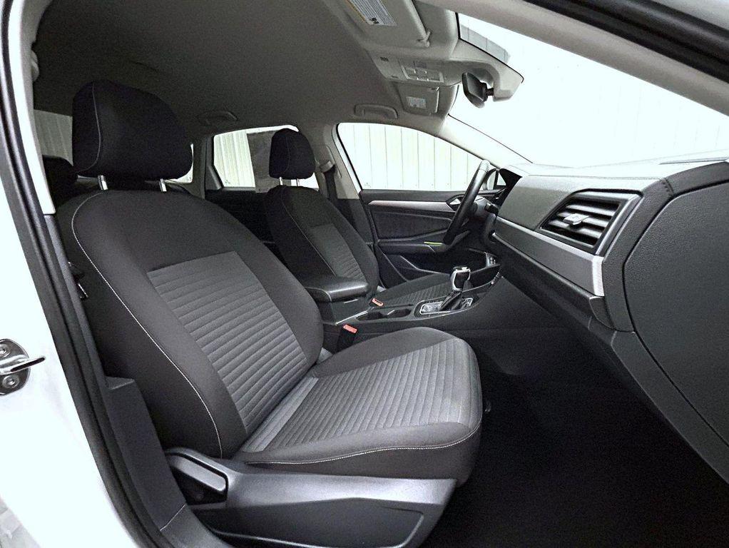 used 2024 Volkswagen Jetta car, priced at $21,900