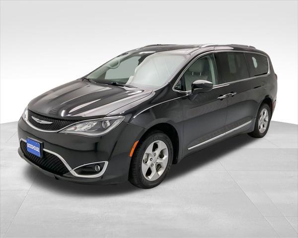 used 2017 Chrysler Pacifica car, priced at $14,630