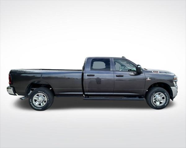 new 2025 Ram 3500 car, priced at $71,969