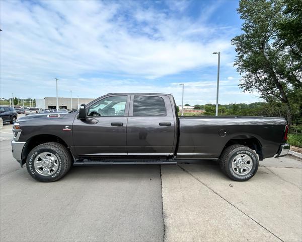 new 2025 Ram 3500 car, priced at $71,969