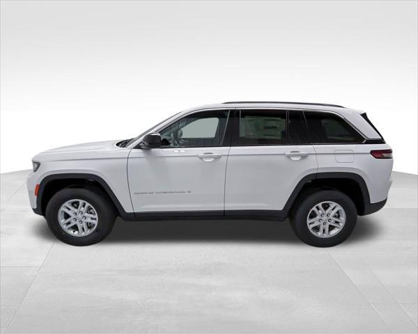 new 2025 Jeep Grand Cherokee car, priced at $34,380