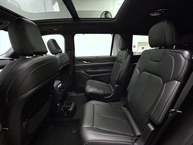 new 2025 Jeep Grand Cherokee L car, priced at $48,916