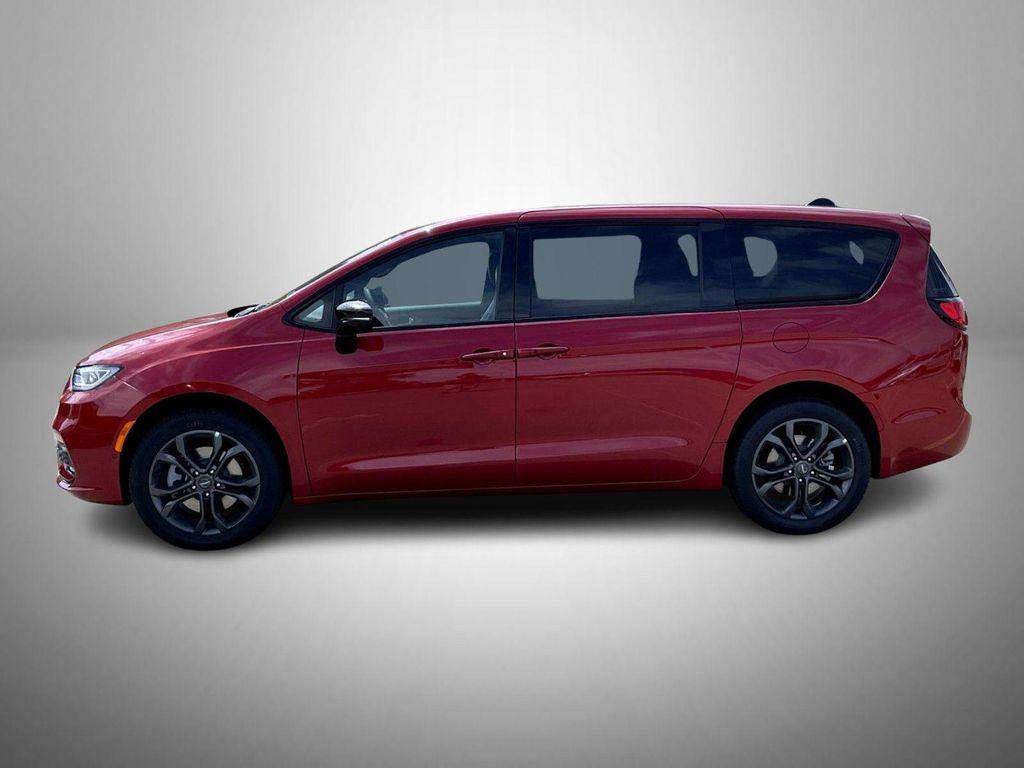 new 2026 Chrysler Pacifica car, priced at $46,149
